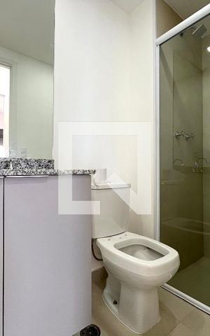 Apartamento para alugar com 57m², 2 quartos e 1 vaga Apartamento para alugar com 57m², 2 quartos e 1 vagaBanheiro