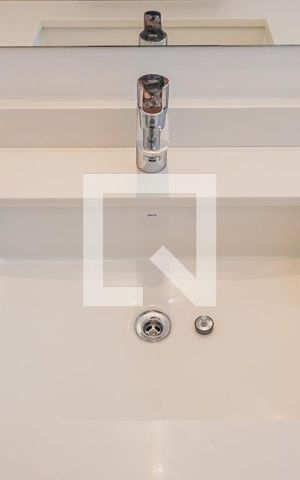 Apartamento à venda com 84m², 2 quartos e sem vagaBanheiro