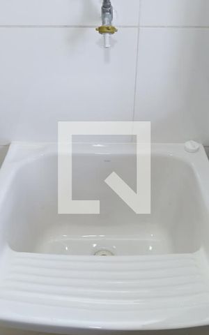 Apartamento à venda com 28m², 1 quarto e sem vagaÁrea de Serviço