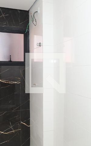 Apartamento à venda com 28m², 1 quarto e sem vagaBanheiro