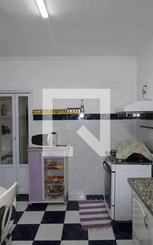 Casa à venda com 230m², 3 quartos e 2 vagasCozinha