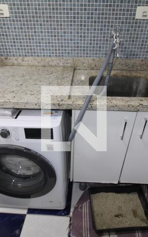 Casa à venda com 230m², 3 quartos e 2 vagasÁrea de Serviço
