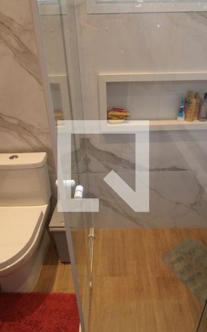 Casa à venda com 230m², 3 quartos e 2 vagasQuarto 1 - Banheiro