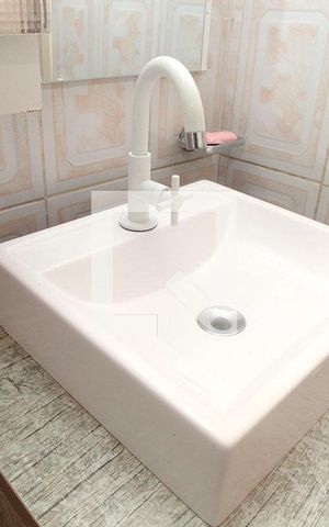 Apartamento à venda com 32m², 1 quarto e sem vagaBanheiro