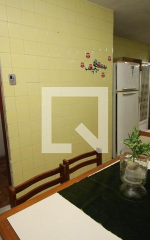 Casa à venda com 341m², 2 quartos e 3 vagasCozinha e Copa