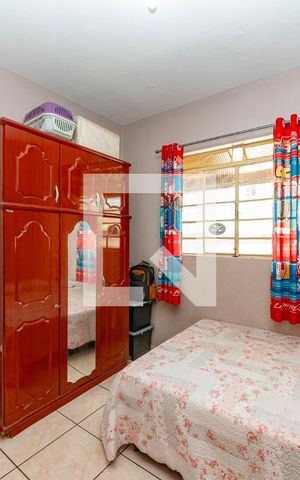 Casa à venda com 468m², 4 quartos e 6 vagas Casa à venda com 468m², 4 quartos e 6 vagasQuarto 3