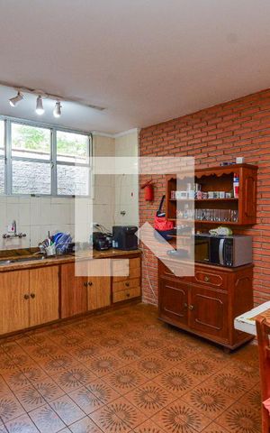 Casa à venda com 600m², 4 quartos e 1 vagaCozinha