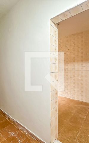 Casa à venda com 300m², 5 quartos e 1 vaga Casa à venda com 300m², 5 quartos e 1 vagaCorredor