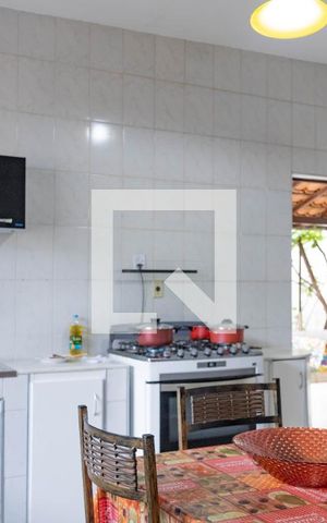 Casa à venda com 347m², 3 quartos e 3 vagasCozinha