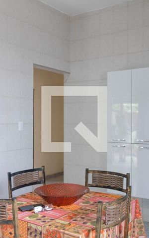 Casa à venda com 347m², 3 quartos e 3 vagasCozinha