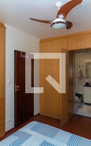 Casa à venda com 264m², 3 quartos e 6 vagas Casa à venda com 264m², 3 quartos e 6 vagas Suíte