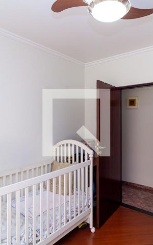 Casa à venda com 264m², 3 quartos e 6 vagas Casa à venda com 264m², 3 quartos e 6 vagasQuarto 2