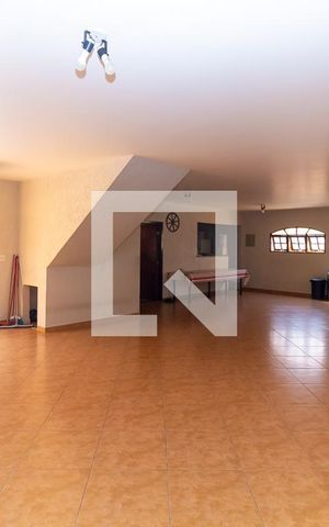 Casa à venda com 264m², 3 quartos e 6 vagas Casa à venda com 264m², 3 quartos e 6 vagasGaragem e Salão de Festa