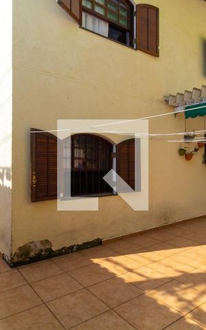 Casa à venda com 264m², 3 quartos e 6 vagas Casa à venda com 264m², 3 quartos e 6 vagasChurrasqueira