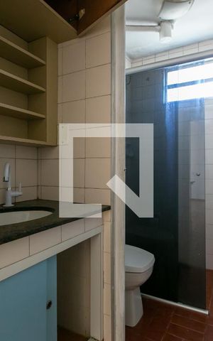 Apartamento para alugar com 56m², 3 quartos e 1 vaga Apartamento para alugar com 56m², 3 quartos e 1 vagaBanheiro - Lavatório