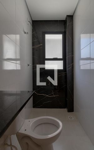 Apartamento à venda com 67m², 2 quartos e 1 vaga Apartamento à venda com 67m², 2 quartos e 1 vagaBanheiro