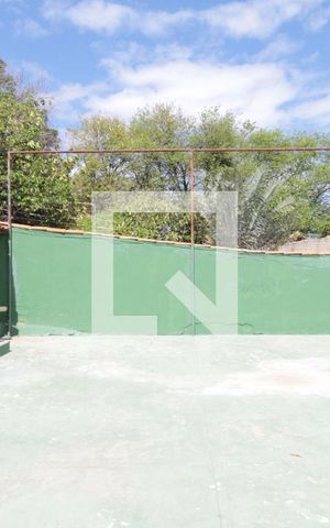 Casa à venda com 130m², 3 quartos e 6 vagasQuadra Esportiva