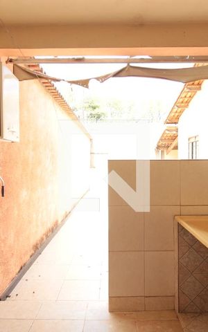 Casa à venda com 130m², 3 quartos e 6 vagasÁrea de Serviço