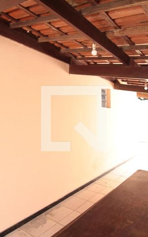 Casa à venda com 130m², 3 quartos e 6 vagasÁrea Externa