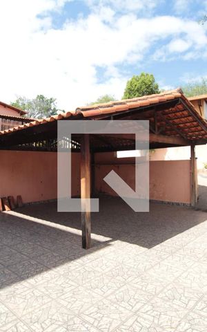Casa à venda com 130m², 3 quartos e 6 vagasGaragem