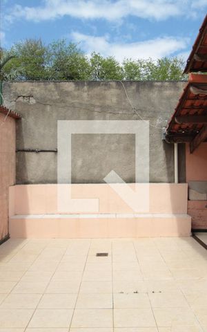 Casa à venda com 130m², 3 quartos e 6 vagasÁrea Externa