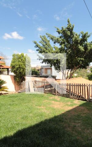 Casa à venda com 130m², 3 quartos e 6 vagasQuintal