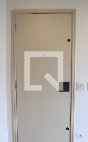 Apartamento à venda com 81m², 2 quartos e 2 vagasEntrada