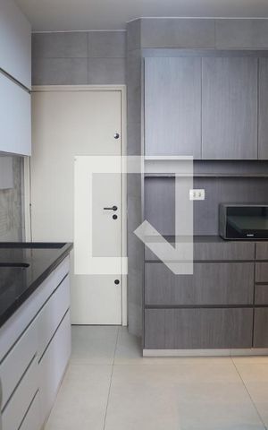 Apartamento à venda com 81m², 2 quartos e 2 vagasCozinha