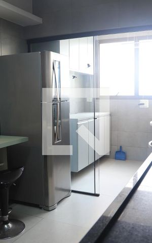 Apartamento à venda com 81m², 2 quartos e 2 vagasCozinha