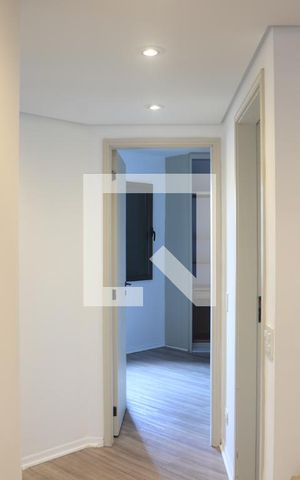 Apartamento à venda com 81m², 2 quartos e 2 vagasCorredor
