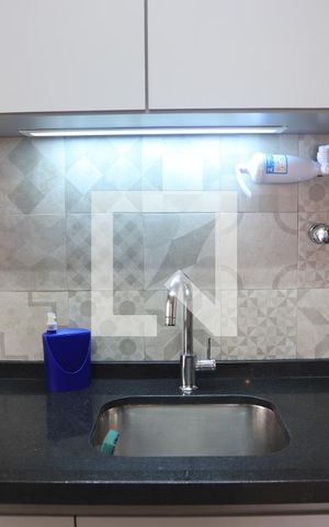Apartamento à venda com 81m², 2 quartos e 2 vagasCozinha