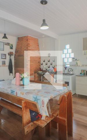 Casa à venda com 120m², 3 quartos e 1 vaga Casa à venda com 120m², 3 quartos e 1 vagaÁrea de Serviço