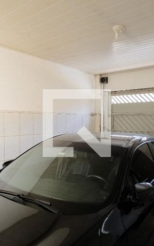 Casa à venda com 100m², 2 quartos e 2 vagasGaragem