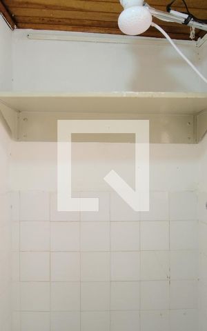 Casa à venda com 100m², 2 quartos e 2 vagasBanheiro de serviço