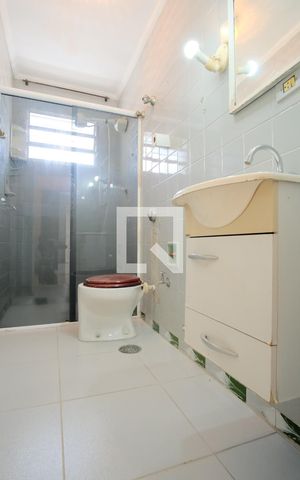 Casa à venda com 100m², 2 quartos e 2 vagasBanheiro