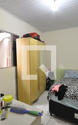 Casa à venda com 220m², 5 quartos e 2 vagasQuarto 5