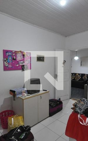Casa à venda com 220m², 5 quartos e 2 vagasQuarto 2