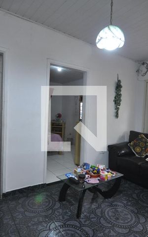 Casa à venda com 220m², 5 quartos e 2 vagasSala 1