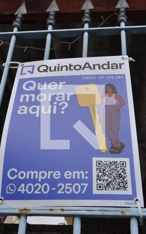 Casa à venda com 220m², 5 quartos e 2 vagasFachada