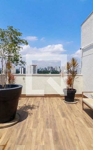 Apartamento à venda com 35m², 2 quartos e sem vaga Apartamento à venda com 35m², 2 quartos e sem vagaRooftop