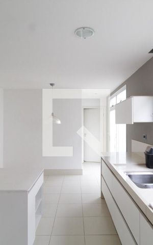 Casa para alugar com 480m², 5 quartos e 4 vagasCozinha