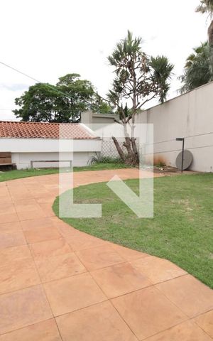 Casa para alugar com 480m², 5 quartos e 4 vagasJardim