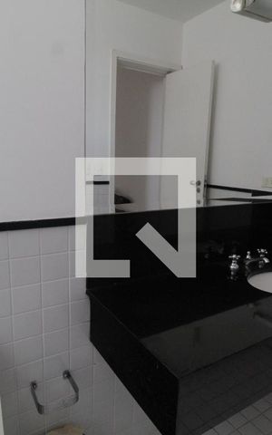 Casa para alugar com 480m², 5 quartos e 4 vagasBanheiro do Quarto 3