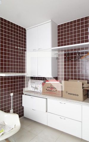 Casa para alugar com 480m², 5 quartos e 4 vagasÁrea de Serviço