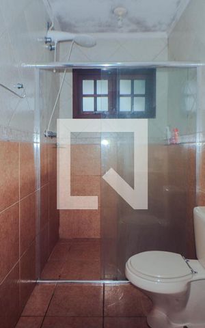 Casa à venda com 184m², 4 quartos e 5 vagas Casa à venda com 184m², 4 quartos e 5 vagasBanheiro Social
