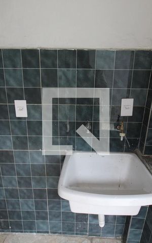 Casa para alugar com 40m², 1 quarto e sem vagaÁrea de Serviço