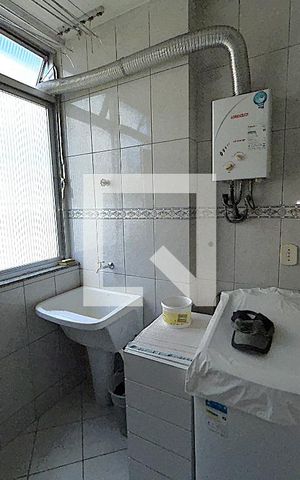 Apartamento à venda com 70m², 2 quartos e 1 vagaÁrea de Serviço