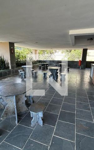 Apartamento à venda com 70m², 2 quartos e 1 vagaÁrea comum