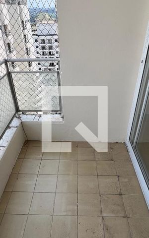 Apartamento à venda com 70m², 3 quartos e 1 vaga Apartamento à venda com 70m², 3 quartos e 1 vagaSacada Sala