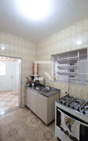 Casa à venda com 365m², 3 quartos e 2 vagasCozinha